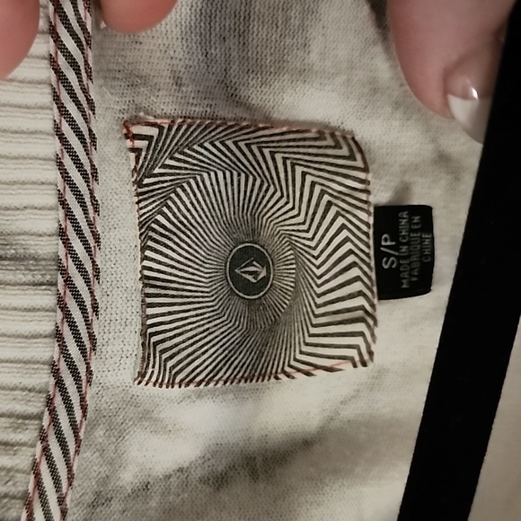 Volcom tye dyed sweater - Picture 2 of 7